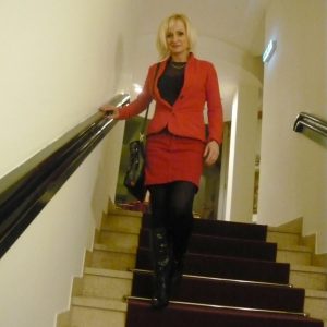 Cherbourg, 2h du mat. Qui est là ? Brigitte - rencontre-MILF-Cherbourg-en-Cotentin