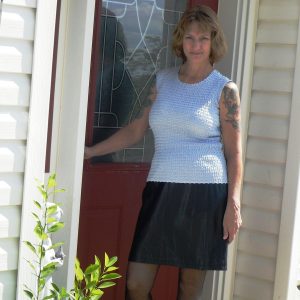 Je kiffe les plans à trois Elena - rencontre-Milf-Cholet