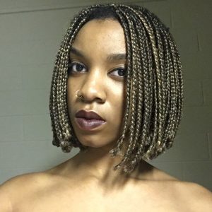 Ma batterie est à 5% et j’suis seule chez moi Céline - rencontre-Black-Dijon